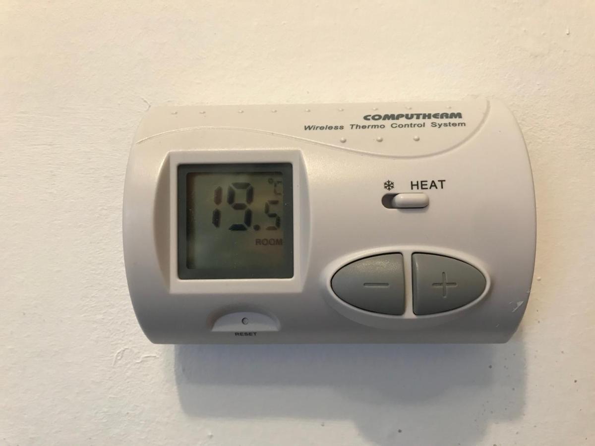 Mosonmagyaróvár Apartman Tinasol מראה חיצוני תמונה