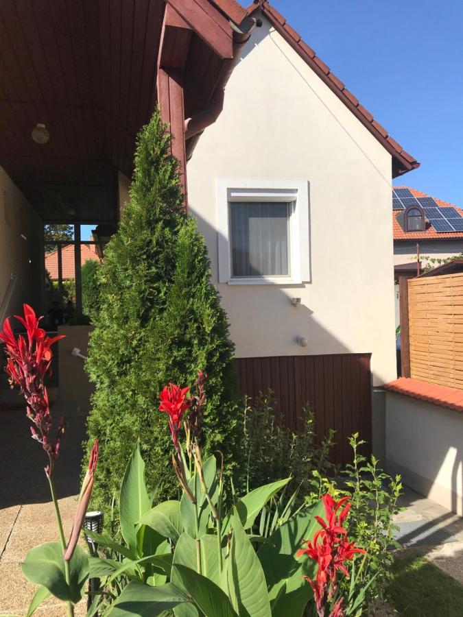 Mosonmagyaróvár Apartman Tinasol מראה חיצוני תמונה