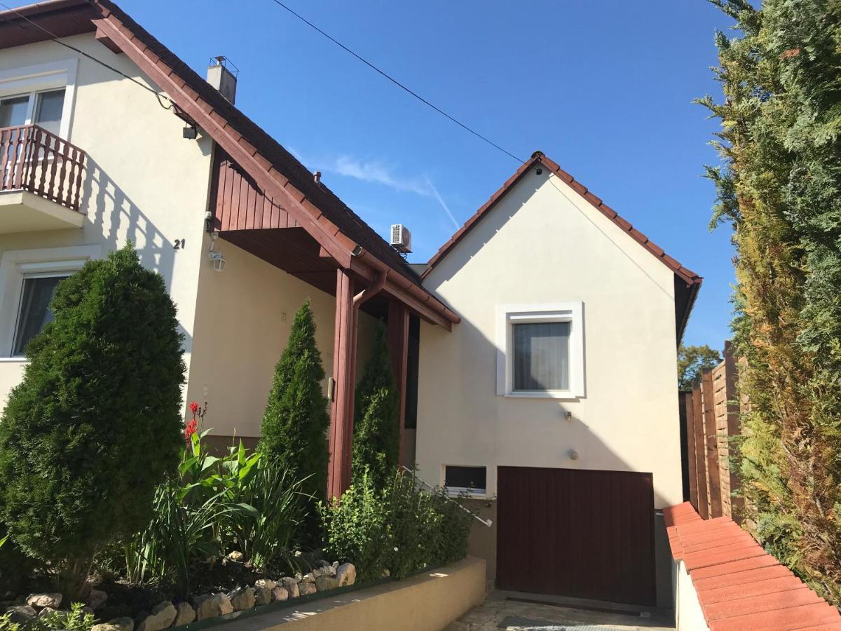 Mosonmagyaróvár Apartman Tinasol מראה חיצוני תמונה