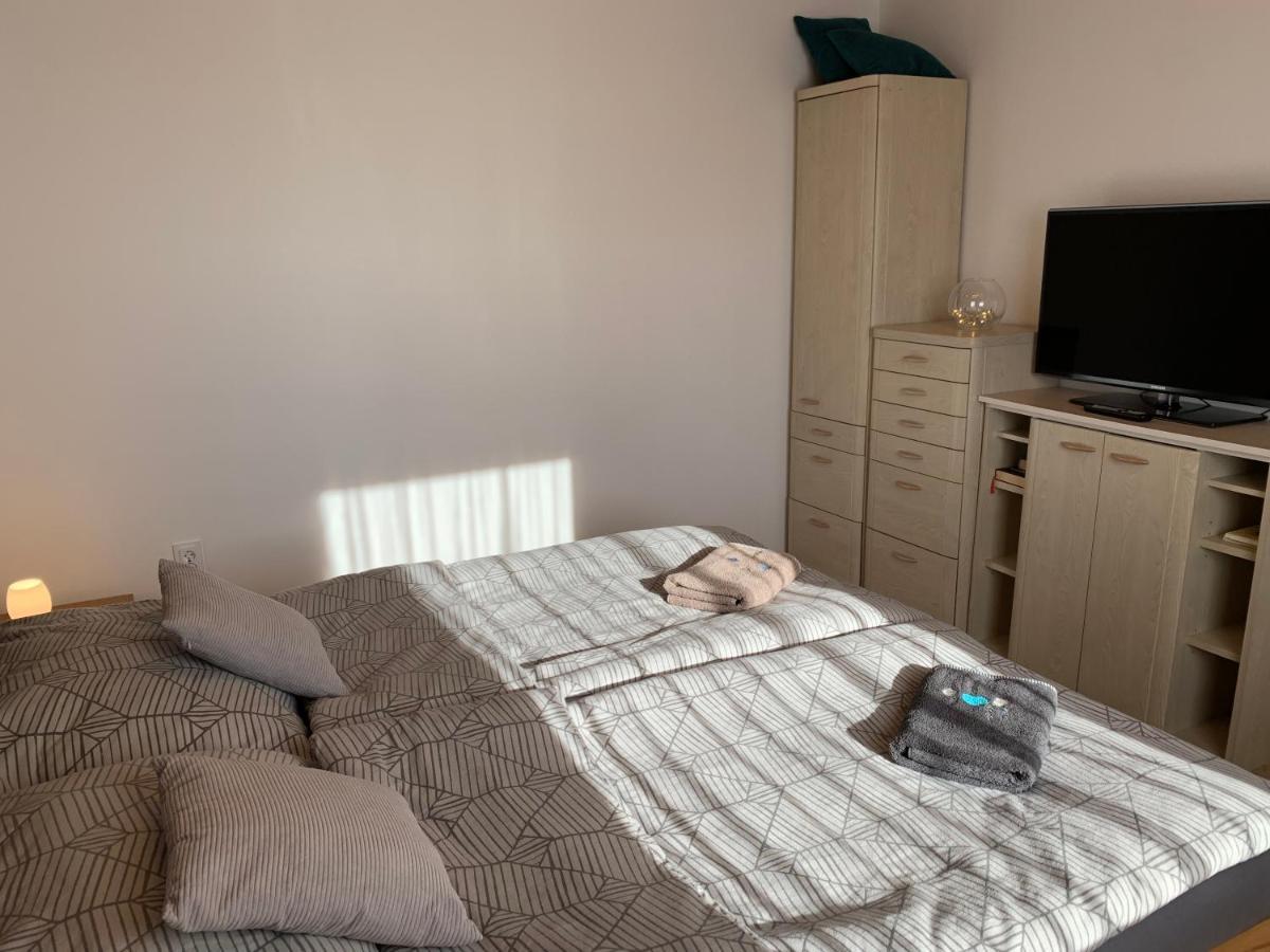 Mosonmagyaróvár Apartman Tinasol מראה חיצוני תמונה