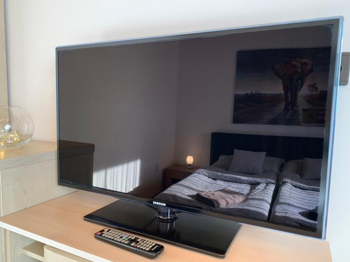 Mosonmagyaróvár Apartman Tinasol מראה חיצוני תמונה