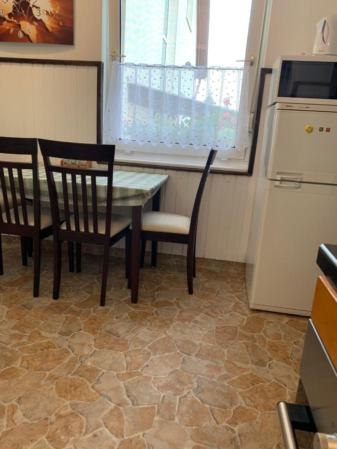 Mosonmagyaróvár Apartman Tinasol מראה חיצוני תמונה